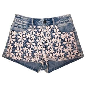 Roxy crochet floral pink acid wash overlay denim shorts Size 0